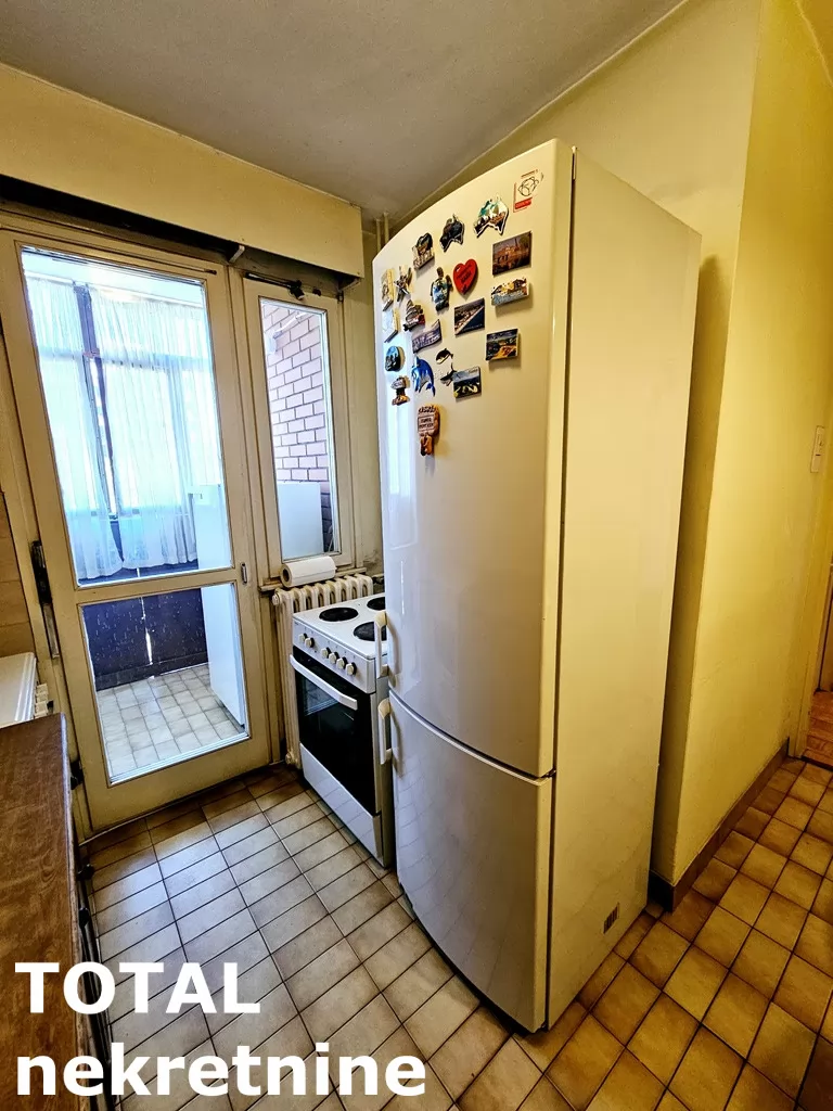 Stan,NOVI SAD,BULEVAR,kv: 74.00, € 206000, ID: 1100904 12