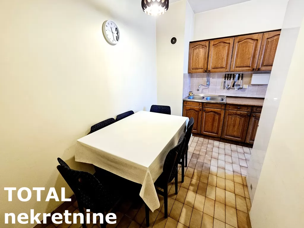 Stan,NOVI SAD,BULEVAR,kv: 74.00, € 206000, ID: 1100904 14