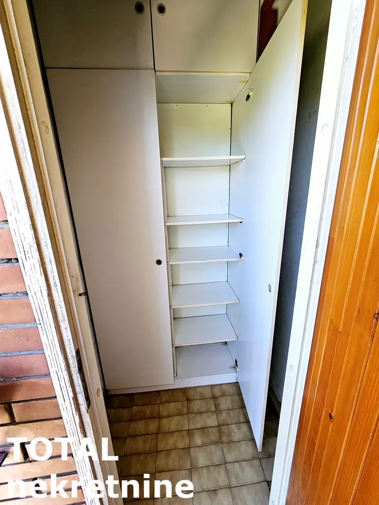 Stan,NOVI SAD,BULEVAR,kv: 74.00, € 206000, ID: 1100904 22