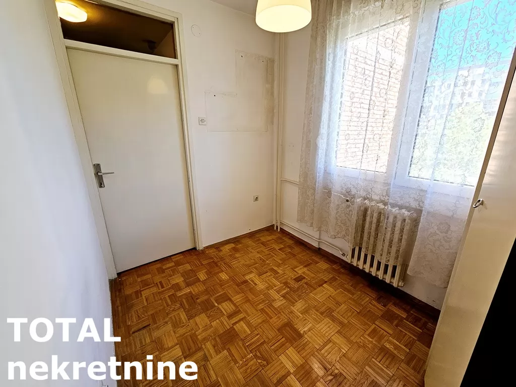 Stan,NOVI SAD,BULEVAR,kv: 74.00, € 206000, ID: 1100904 8