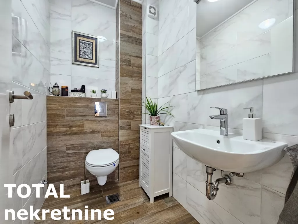 Stan,NOVI SAD,BULEVAR,kv: 75.00, € 298000, ID: 1099543 13