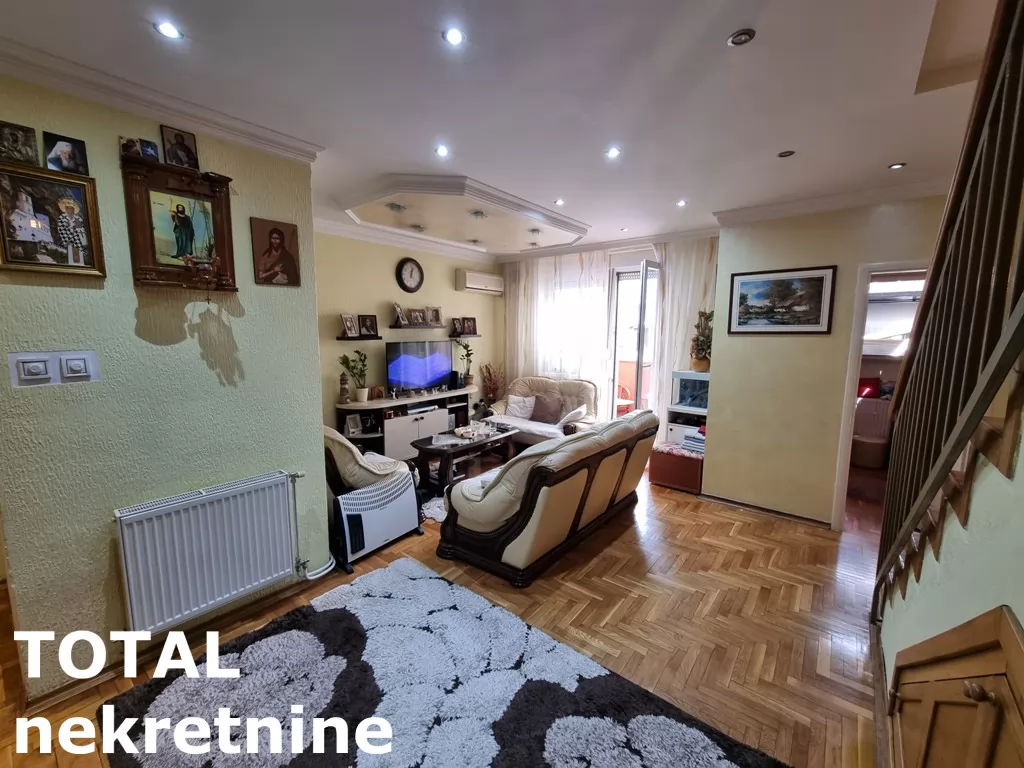 Stan,NOVI SAD,BULEVAR,kv: 77.00, € 198800, ID: 1100936 1