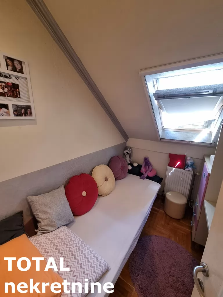 Stan,NOVI SAD,BULEVAR,kv: 77.00, € 198800, ID: 1100936 12