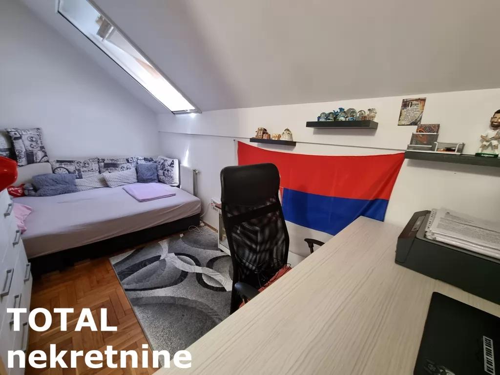 Stan,NOVI SAD,BULEVAR,kv: 77.00, € 198800, ID: 1100936 15