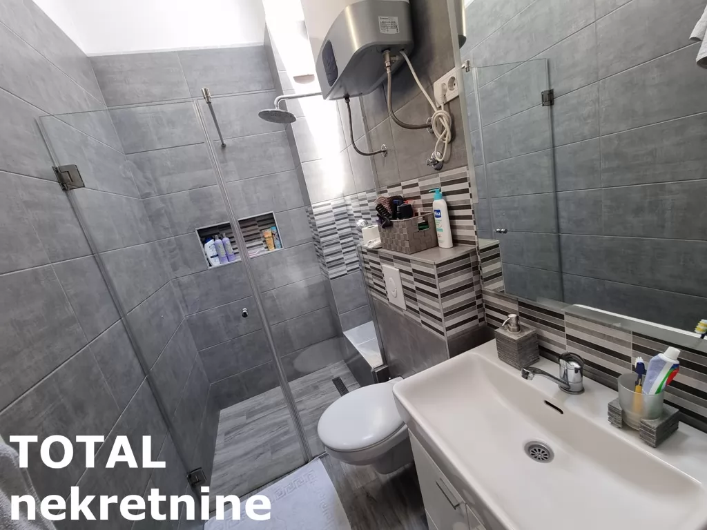 Stan,NOVI SAD,BULEVAR,kv: 77.00, € 198800, ID: 1100936 18