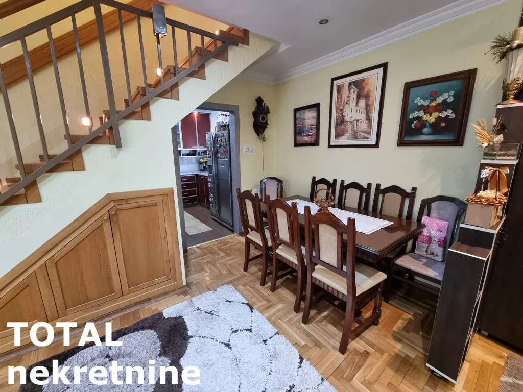 Stan,NOVI SAD,BULEVAR,kv: 77.00, € 198800, ID: 1100936 5