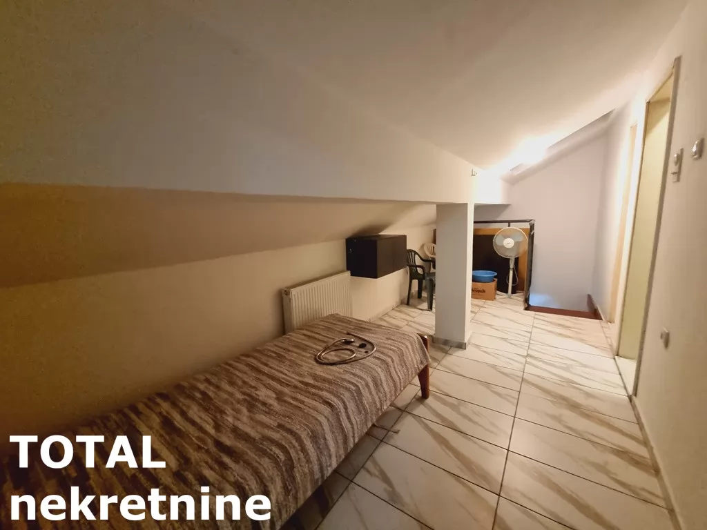 Stan,NOVI SAD,BULEVAR,kv: 78.00, € 190000, ID: 1100617 5