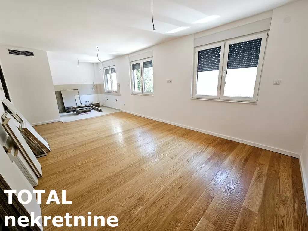 Stan,NOVI SAD,BULEVAR,kv: 78.00, € 247320, ID: 1098107 1