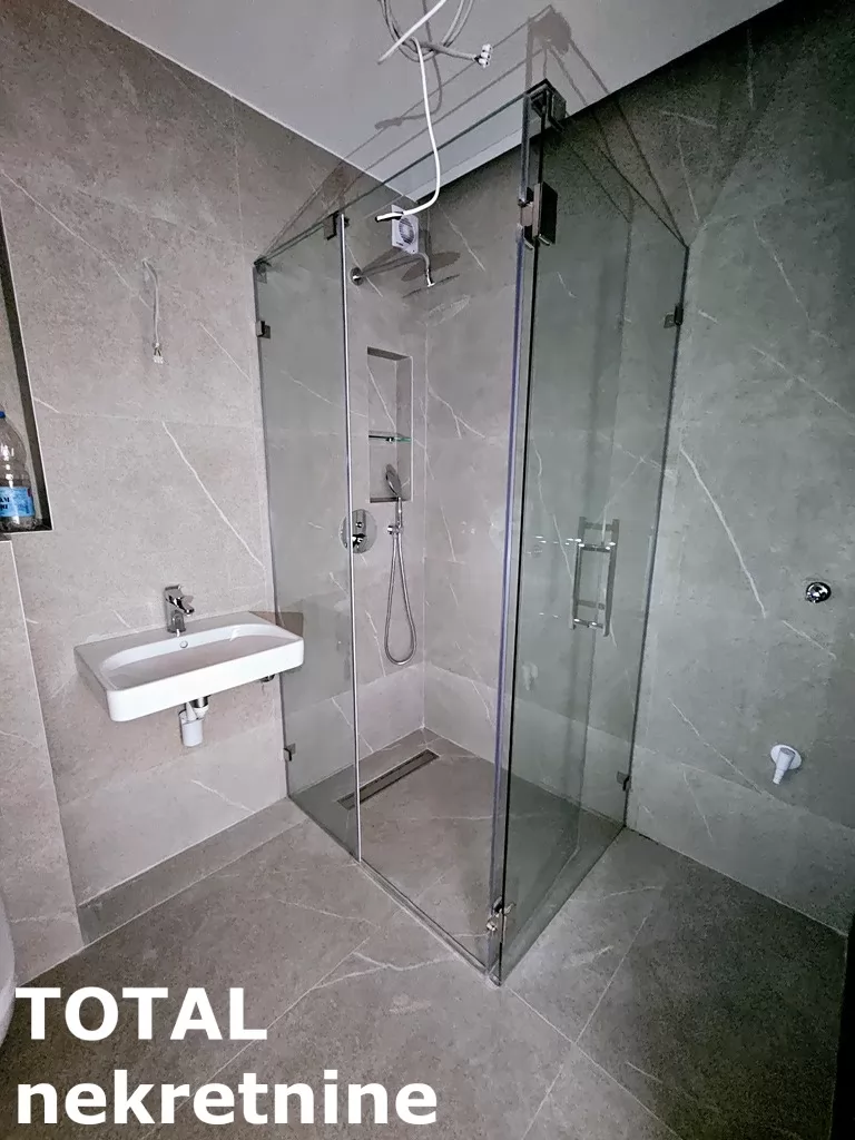 Stan,NOVI SAD,BULEVAR,kv: 78.00, € 247320, ID: 1098107 13