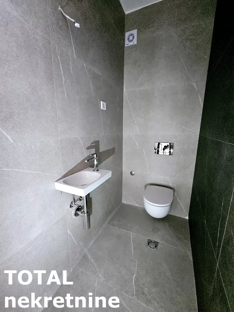 Stan,NOVI SAD,BULEVAR,kv: 78.00, € 247320, ID: 1098107 15