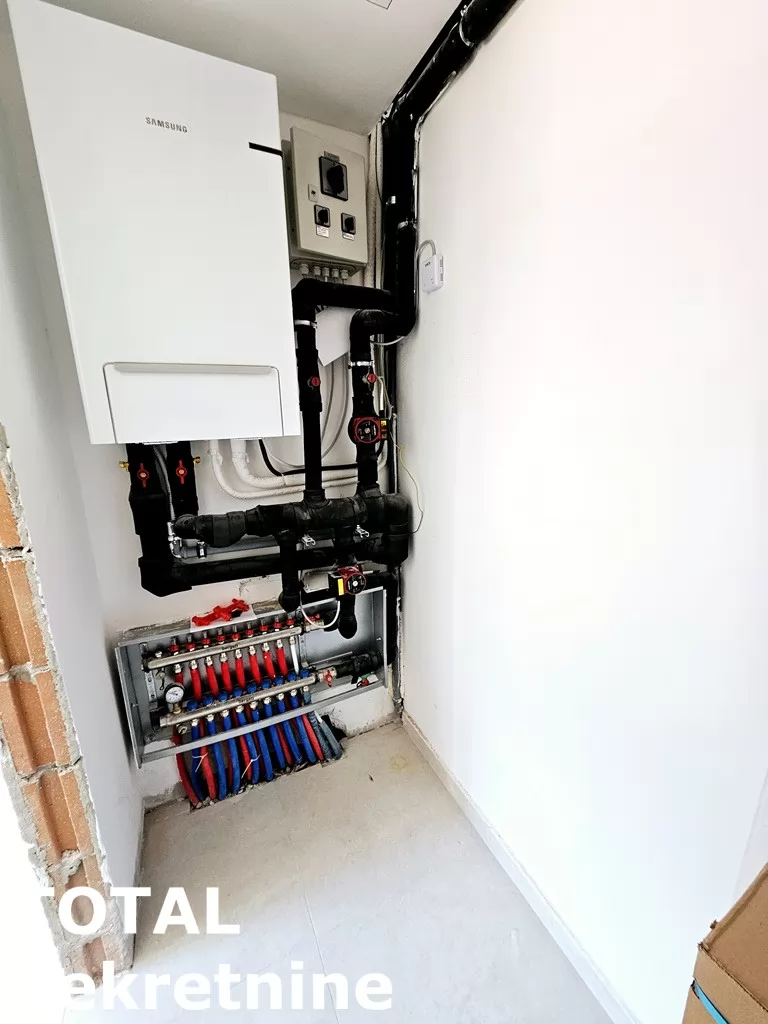 Stan,NOVI SAD,BULEVAR,kv: 78.00, € 247320, ID: 1098107 16