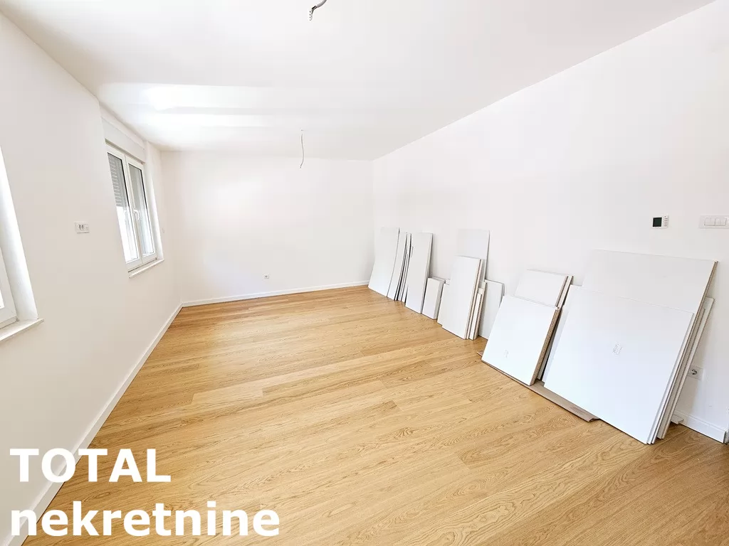 Stan,NOVI SAD,BULEVAR,kv: 78.00, € 247320, ID: 1098107 2