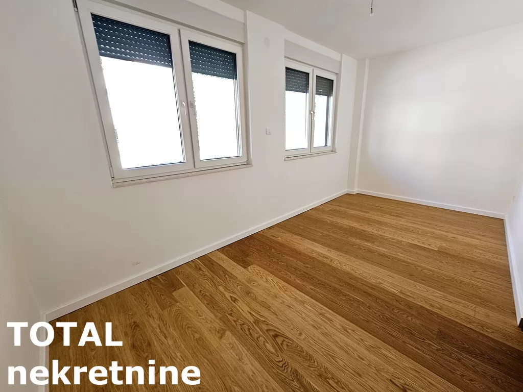 Stan,NOVI SAD,BULEVAR,kv: 78.00, € 247320, ID: 1098107 7