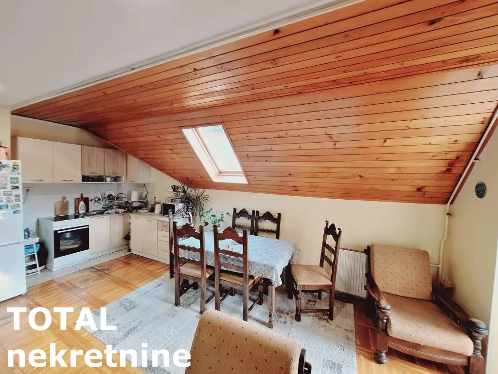 Stan,NOVI SAD,BULEVAR,kv: 80.00, € 196000, ID: 1099704 4