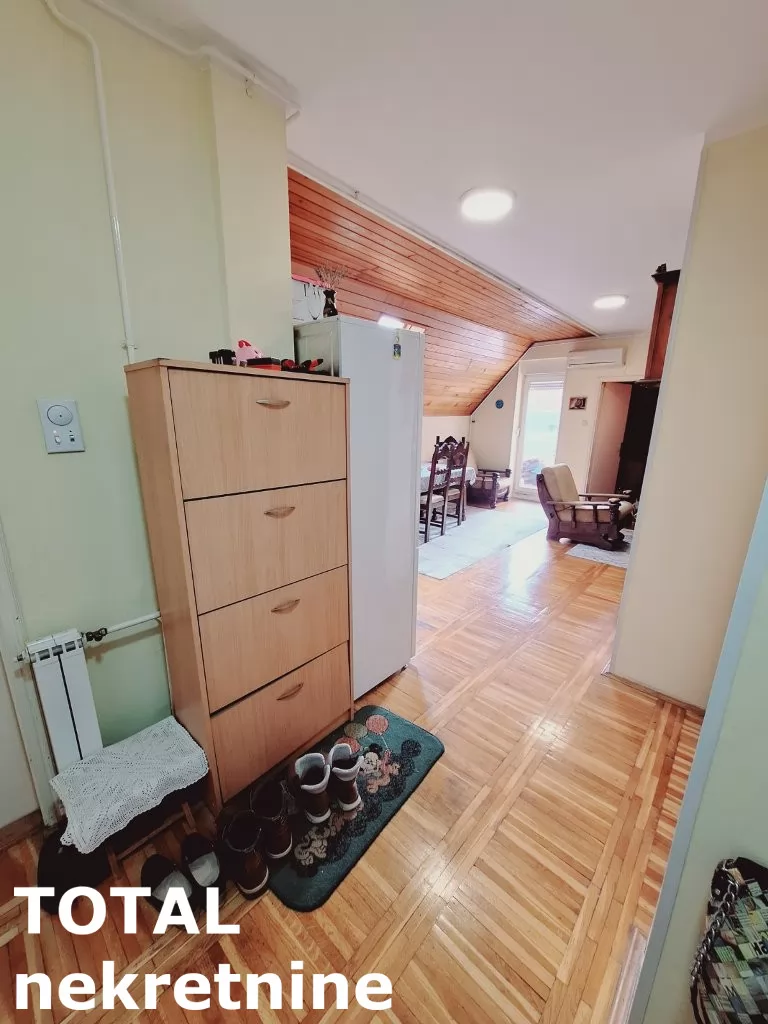 Stan,NOVI SAD,BULEVAR,kv: 80.00, € 196000, ID: 1099704 7