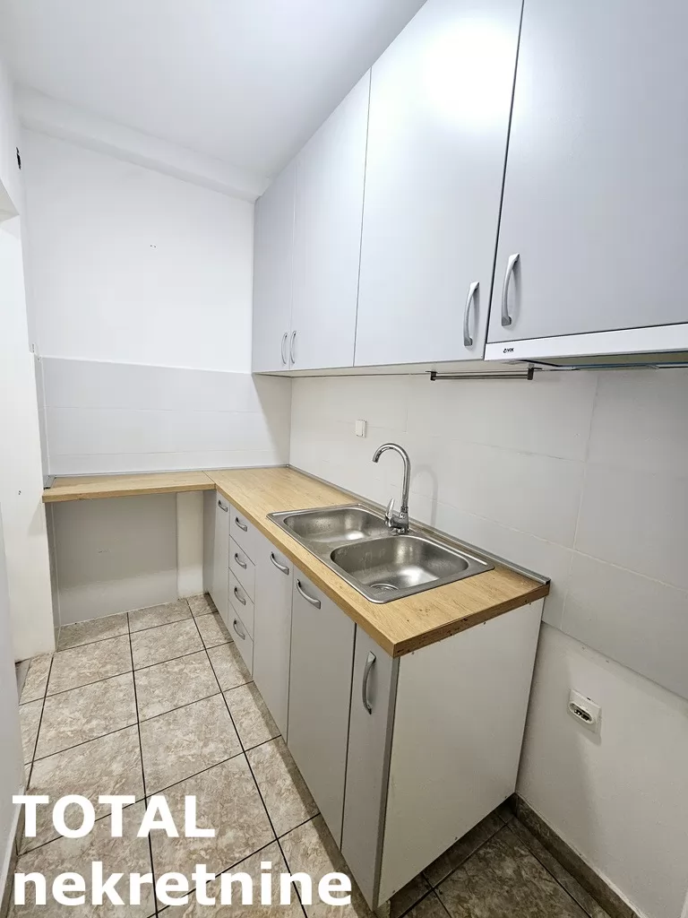 Stan,NOVI SAD,BULEVAR PATRIJARHA PAVLA,kv: 26.00, € 83000, ID: 1101349 6