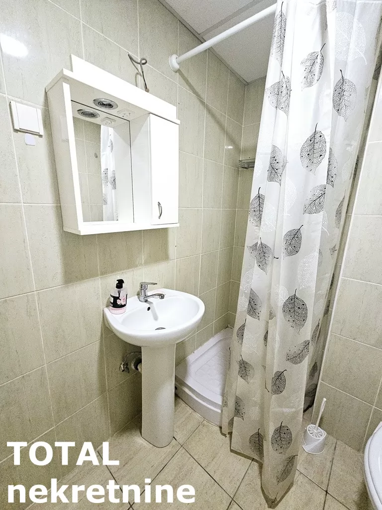 Stan,NOVI SAD,BULEVAR PATRIJARHA PAVLA,kv: 26.00, € 83000, ID: 1101349 8