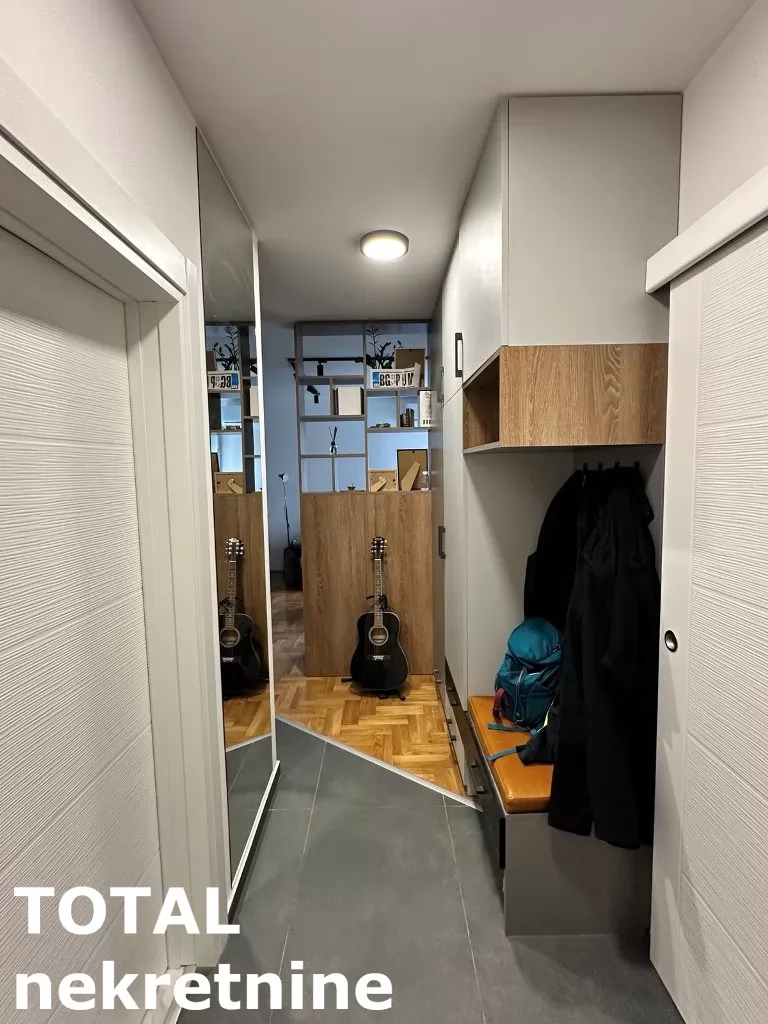 Stan,NOVI SAD,BULEVAR PATRIJARHA PAVLA,kv: 43.00, € 133900, ID: 1100623 9