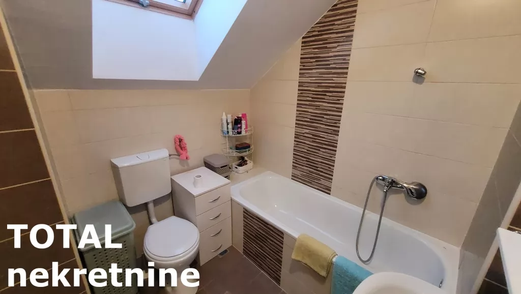 Stan,NOVI SAD,BULEVAR PATRIJARHA PAVLA,kv: 77.00, € 179220, ID: 1099365 12