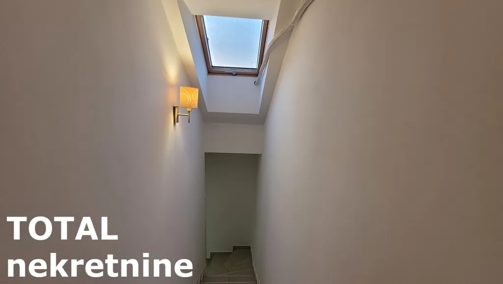 Stan,NOVI SAD,BULEVAR PATRIJARHA PAVLA,kv: 77.00, € 179220, ID: 1099365 8