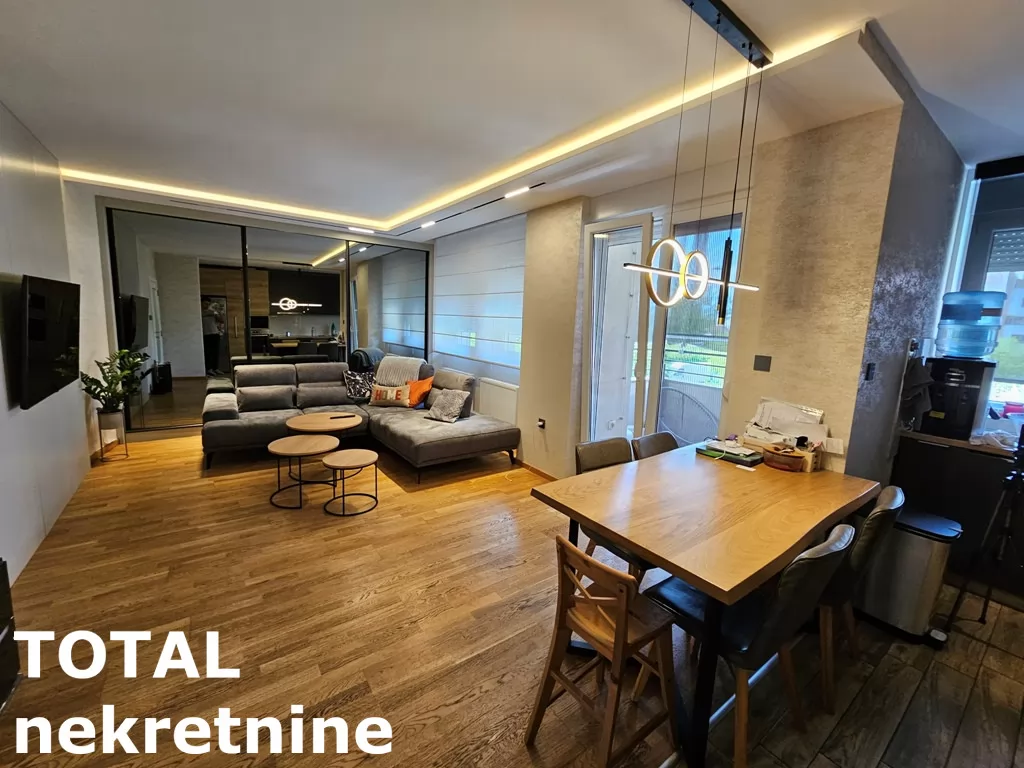 Stan,NOVI SAD,BULEVAR PATRIJARHA PAVLA,kv: 84.00, € 235000, ID: 1100484 1