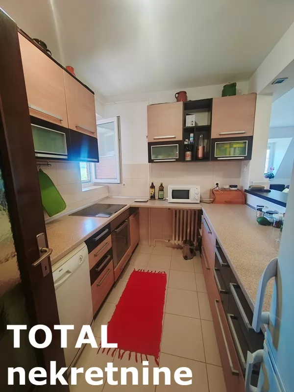 Stan,NOVI SAD,BULEVAR PATRIJARHA PAVLA,kv: 92.00, € 184000, ID: 1100974 9