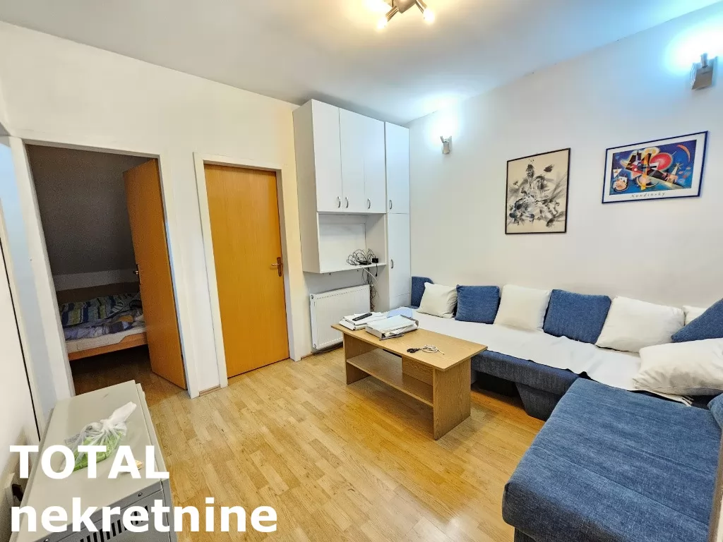 Stan,NOVI SAD,CARA DUSANA,kv: 78.00, € 128600, ID: 1100142 9