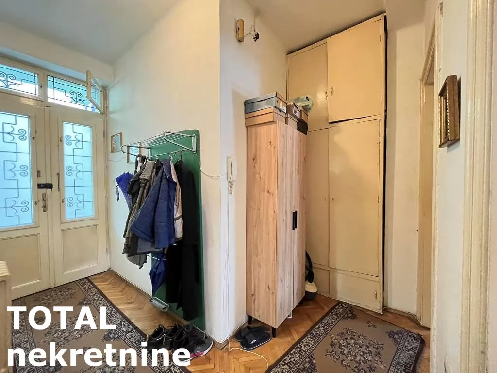 Stan,NOVI SAD,CENTAR,kv: 102.00, € 285600, ID: 1100491 12