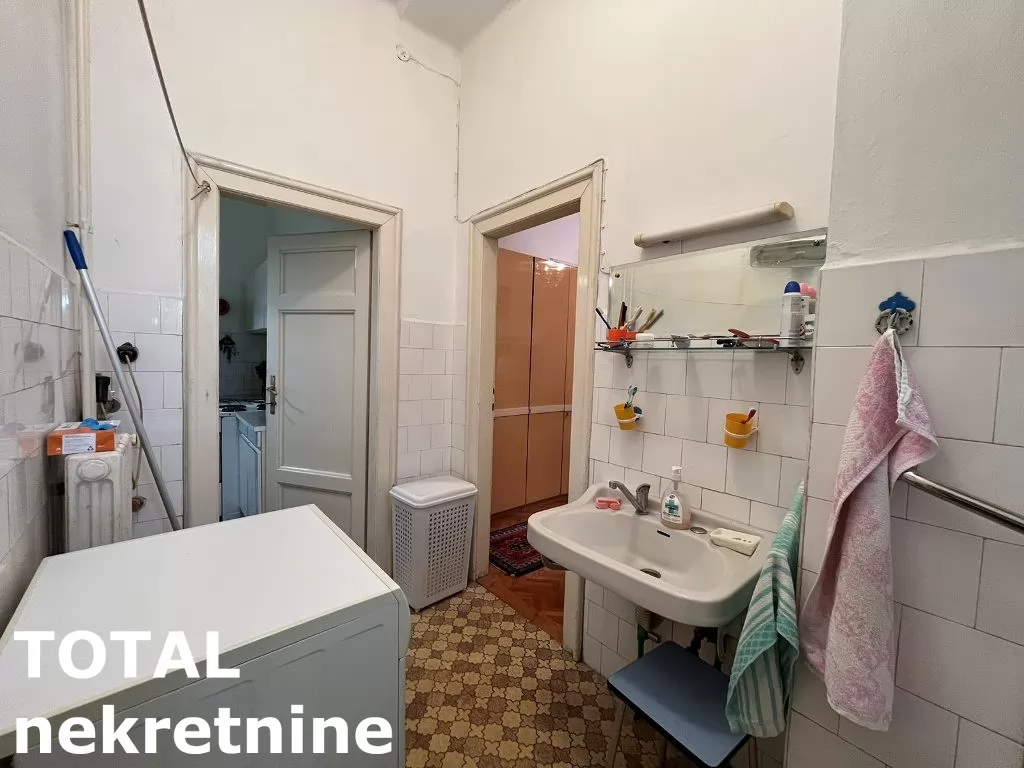 Stan,NOVI SAD,CENTAR,kv: 102.00, € 285600, ID: 1100491 16