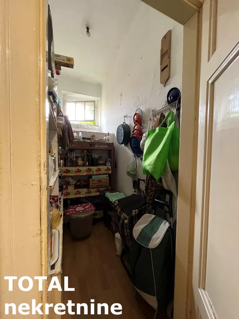 Stan,NOVI SAD,CENTAR,kv: 102.00, € 285600, ID: 1100491 18