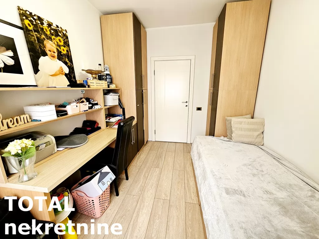 Stan,NOVI SAD,CENTAR,kv: 105.00, € 319300, ID: 1100389 8