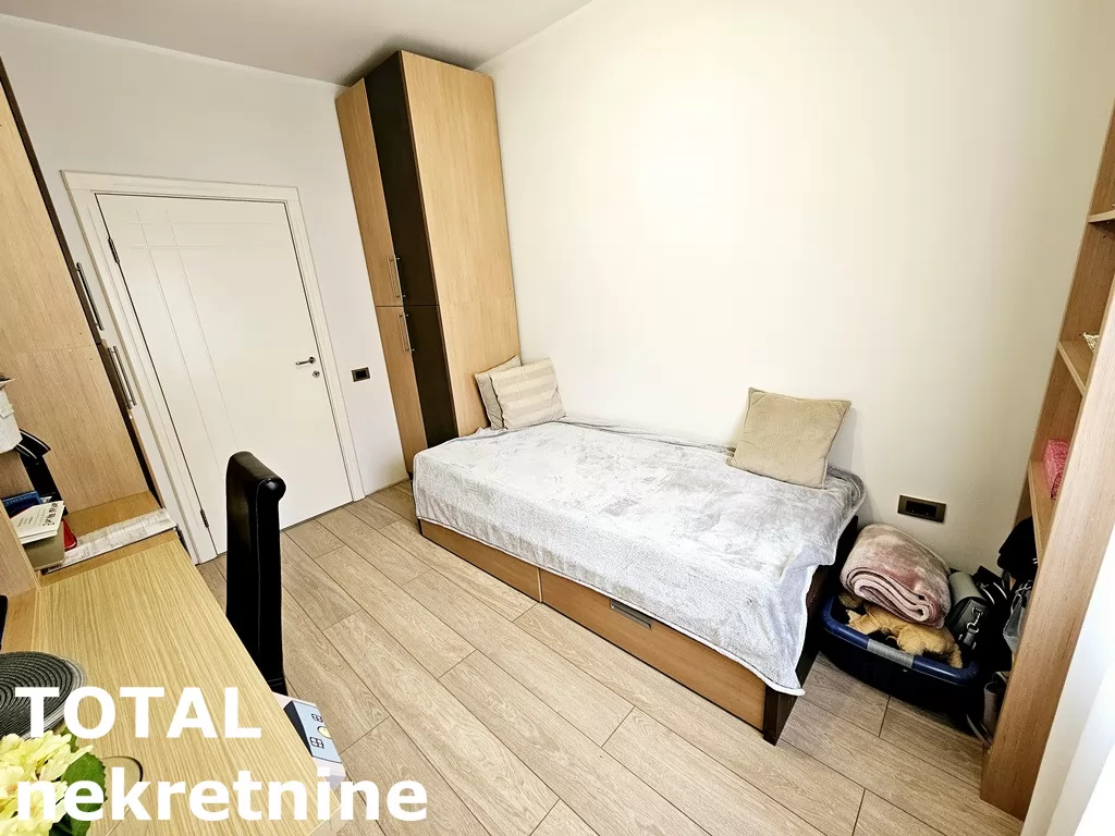 Stan,NOVI SAD,CENTAR,kv: 105.00, € 319300, ID: 1100389 9