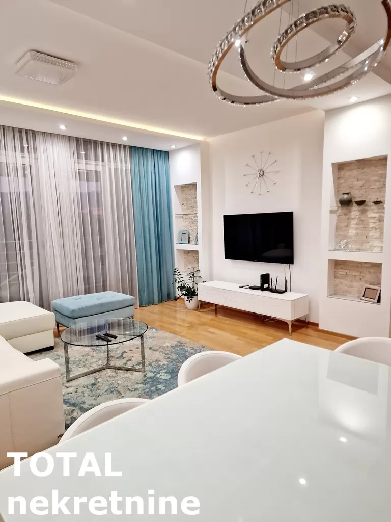 Stan,NOVI SAD,CENTAR,kv: 105.00, € 509850, ID: 1099939 1