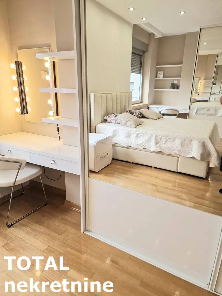 Stan,NOVI SAD,CENTAR,kv: 105.00, € 509850, ID: 1099939 8