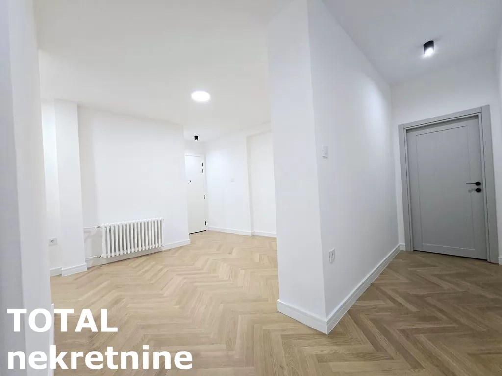 Stan,NOVI SAD,CENTAR,kv: 112.00, € 392000, ID: 1100351 15