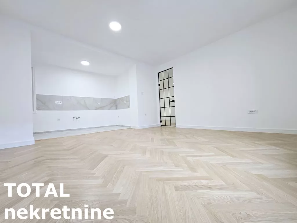 Stan,NOVI SAD,CENTAR,kv: 112.00, € 392000, ID: 1100351 2