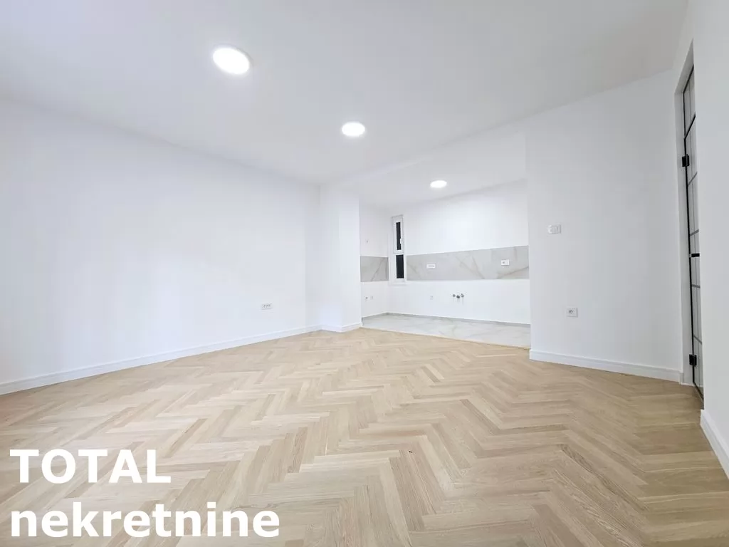 Stan,NOVI SAD,CENTAR,kv: 112.00, € 392000, ID: 1100351 3