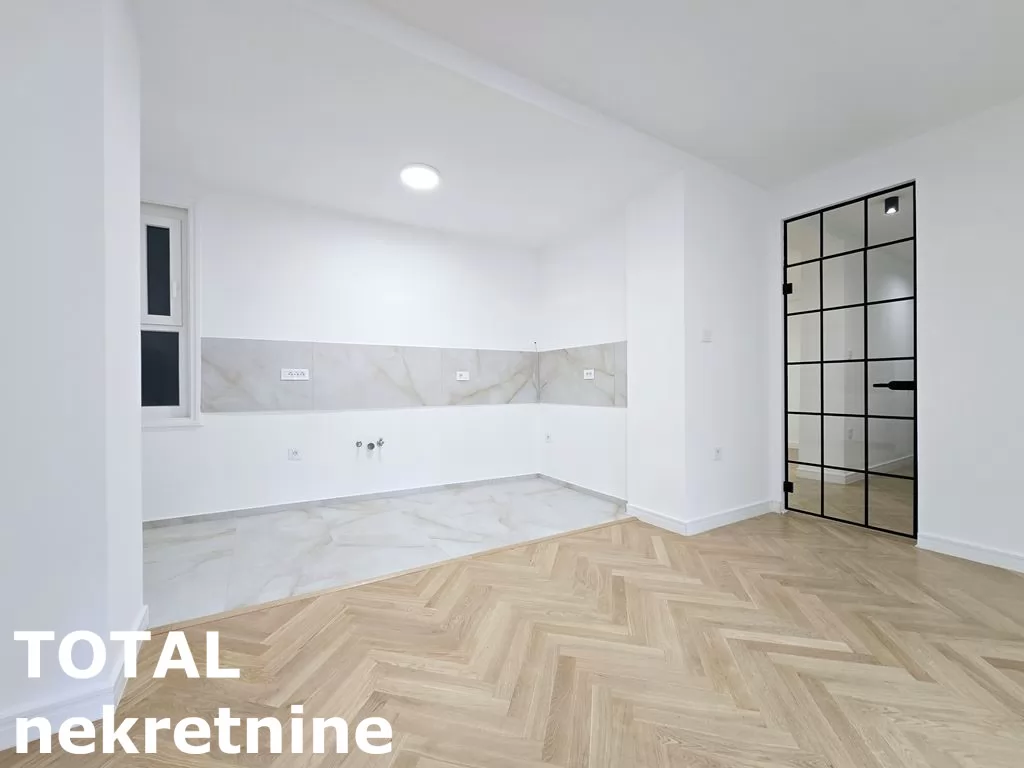 Stan,NOVI SAD,CENTAR,kv: 112.00, € 392000, ID: 1100351 4