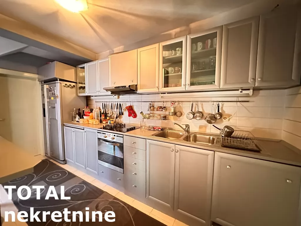 Stan,NOVI SAD,CENTAR,kv: 114.00, € 266990, ID: 1101345 20