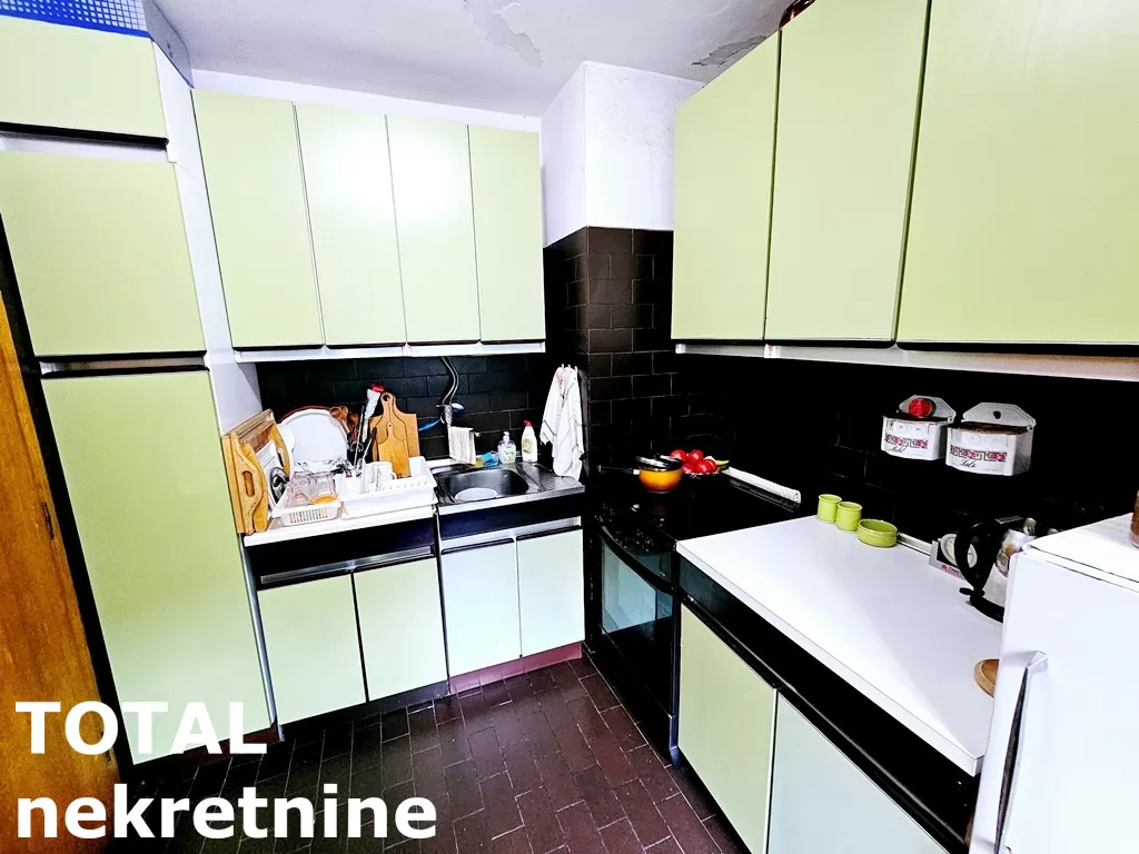 Stan,NOVI SAD,CENTAR,kv: 115.00, € 450000, ID: 1100990 8