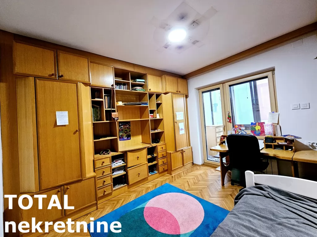 Stan,NOVI SAD,CENTAR,kv: 117.00, € 373580, ID: 1100594 9