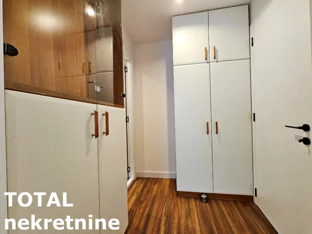 Stan,NOVI SAD,CENTAR,kv: 119.00, € 321300, ID: 1100252 18