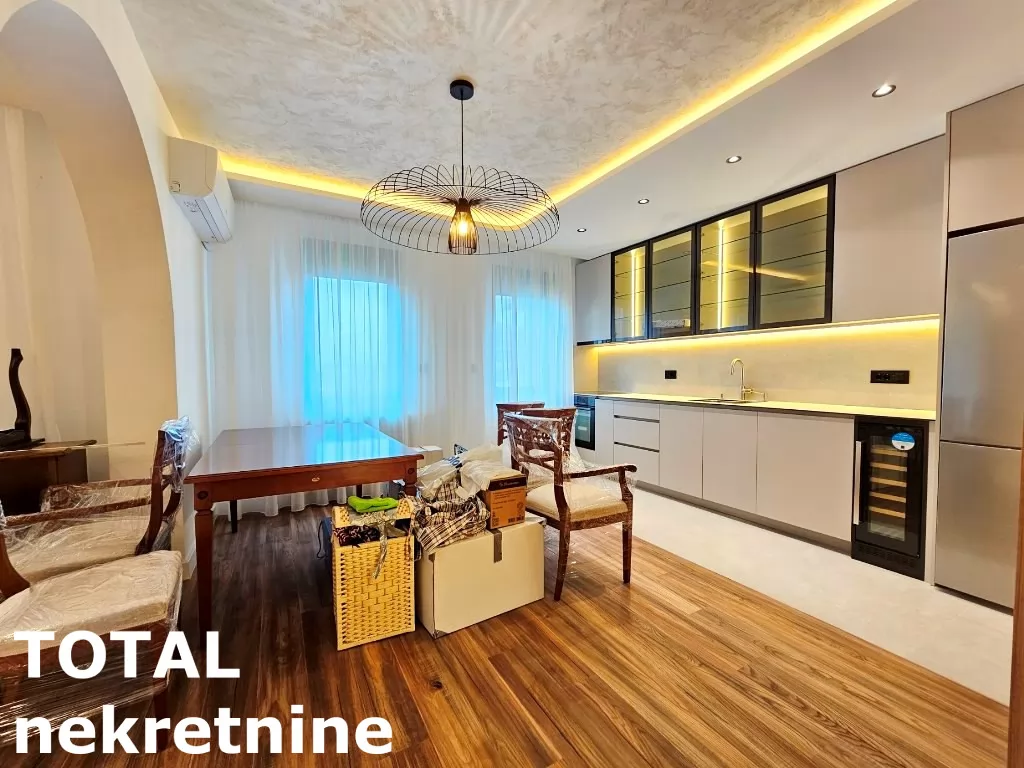 Stan,NOVI SAD,CENTAR,kv: 119.00, € 321300, ID: 1100252 3