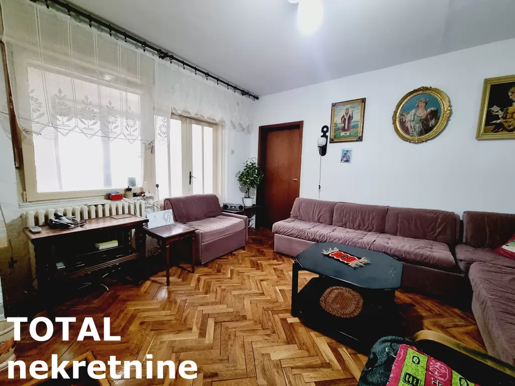 Stan,NOVI SAD,CENTAR,kv: 122.00, € 188500, ID: 1100261 1