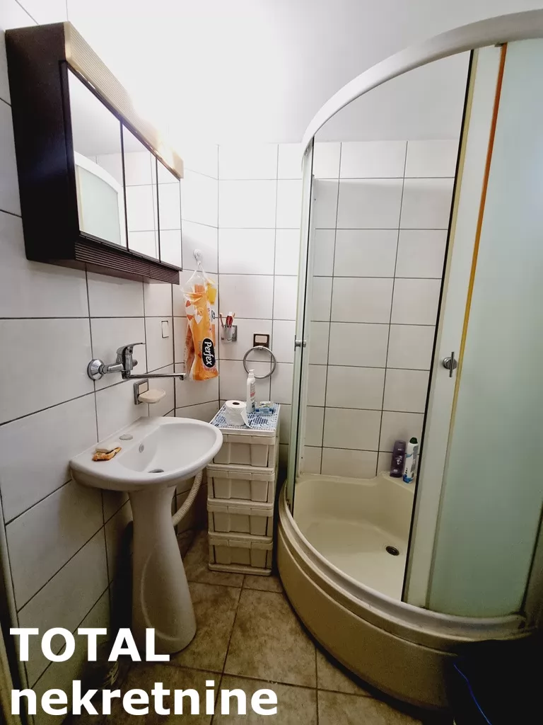 Stan,NOVI SAD,CENTAR,kv: 122.00, € 188500, ID: 1100261 4