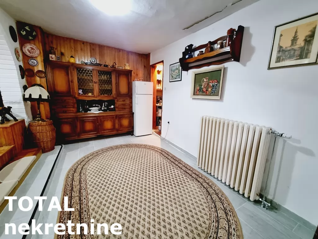 Stan,NOVI SAD,CENTAR,kv: 122.00, € 188500, ID: 1100261 6