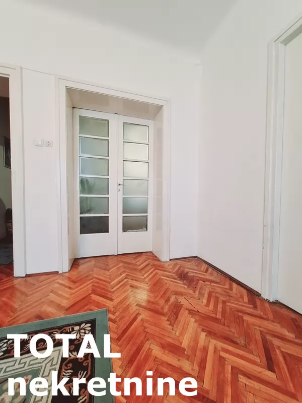 Stan,NOVI SAD,CENTAR,kv: 127.00, € 381000, ID: 1100426 7