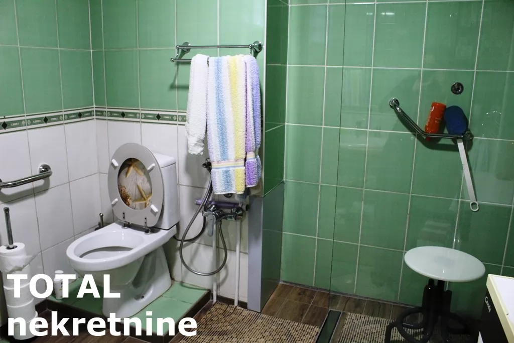 Stan,NOVI SAD,CENTAR,kv: 128.00, € 250000, ID: 1098208 12