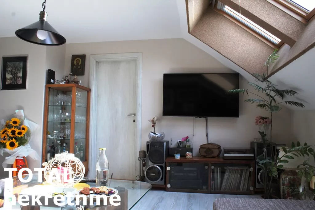 Stan,NOVI SAD,CENTAR,kv: 128.00, € 250000, ID: 1098208 35