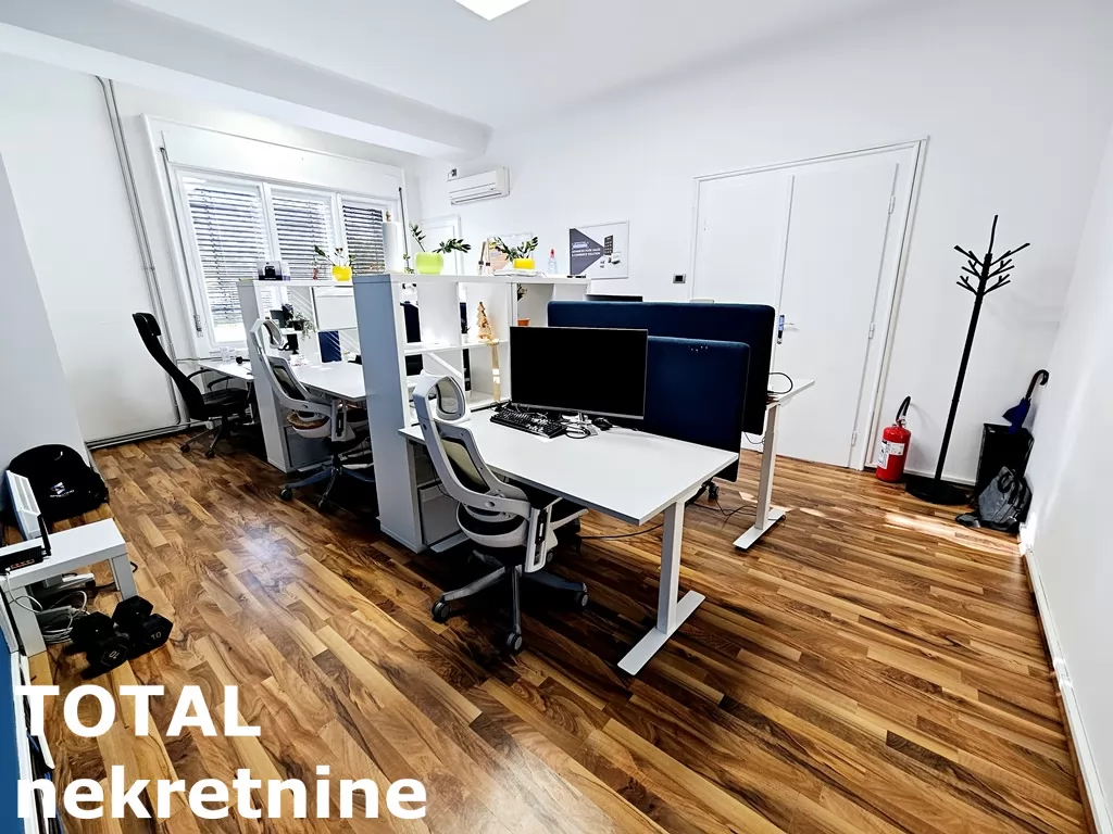 Stan,NOVI SAD,CENTAR,kv: 131.00, € 450000, ID: 1100976 10